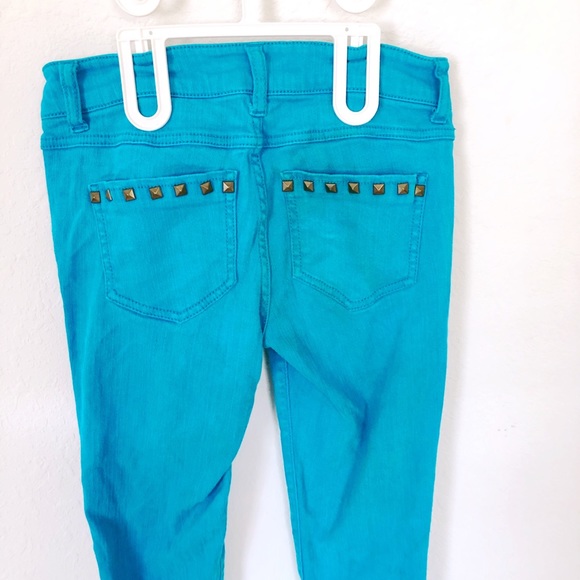 Blue Jeans with silver Studs from F21 - Picture 6 of 7